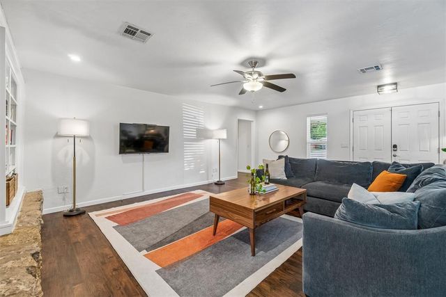 1305 Smiling Hill Boulevard, Edmond, OK 73013