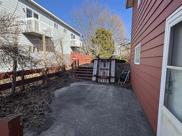 1438 Beach Street, Muskegon, MI 49441