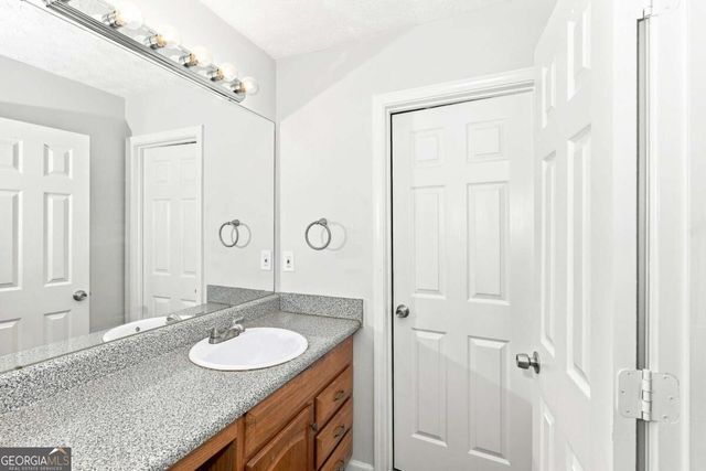 9471 Bogey Court, Jonesboro, GA 30238