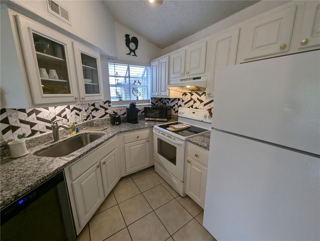 1964 LAKE ATRIUMS CIRCLE 162, Orlando, FL 32839