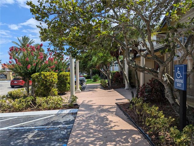 1964 LAKE ATRIUMS CIRCLE 162, Orlando, FL 32839