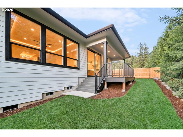 123 WILD DUCK Run, Silverton, OR 97381