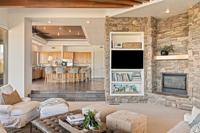 2266 STONE DR, St. George, UT 84790