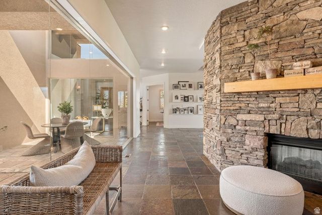 2266 STONE DR, St. George, UT 84790