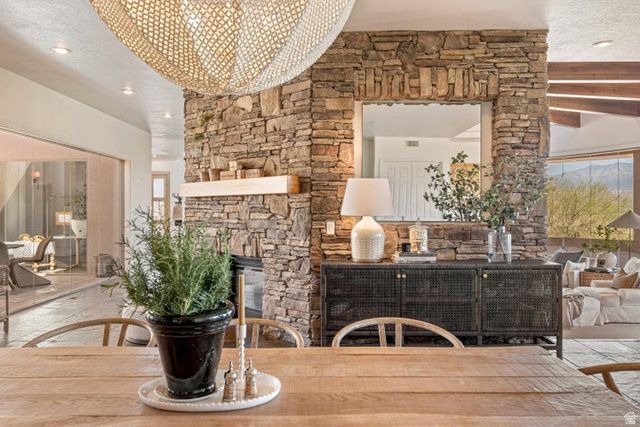 2266 STONE DR, St. George, UT 84790