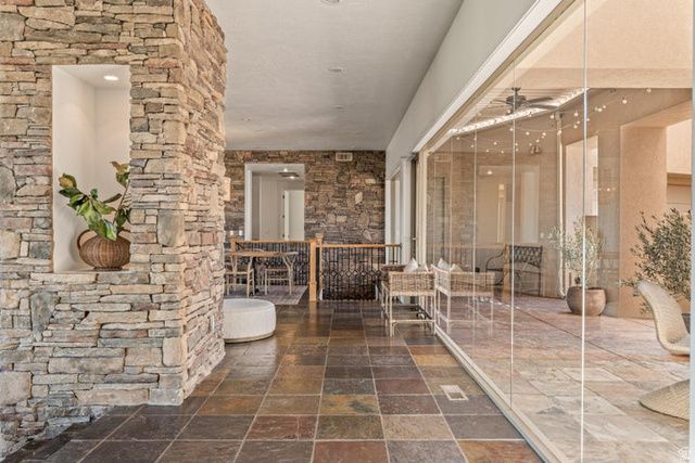 2266 STONE DR, St. George, UT 84790