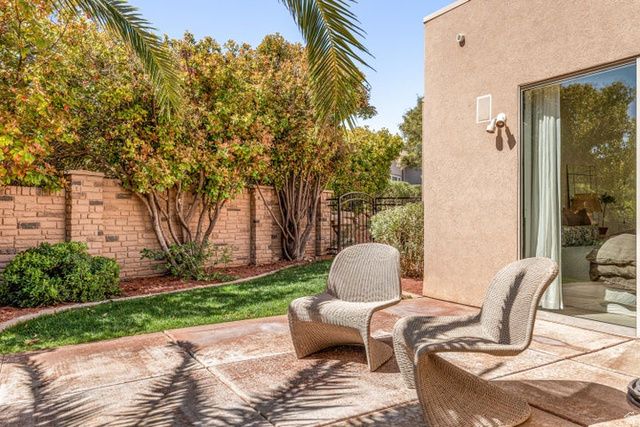 2266 STONE DR, St. George, UT 84790