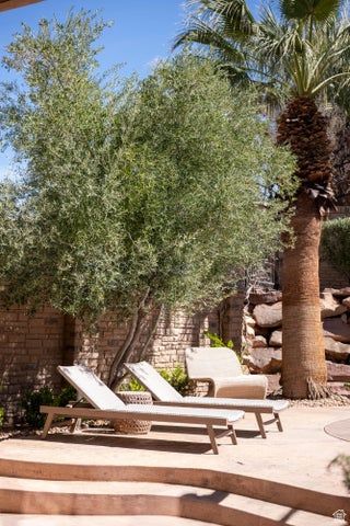 2266 STONE DR, St. George, UT 84790