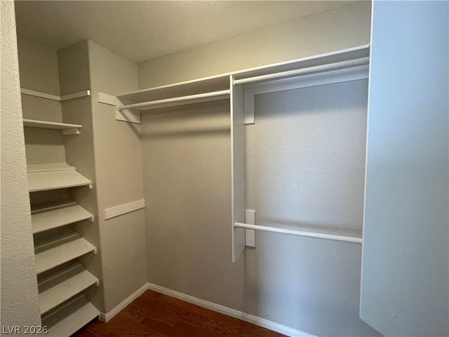 9521 Scenic Sunset Drive, Las Vegas, NV 89117