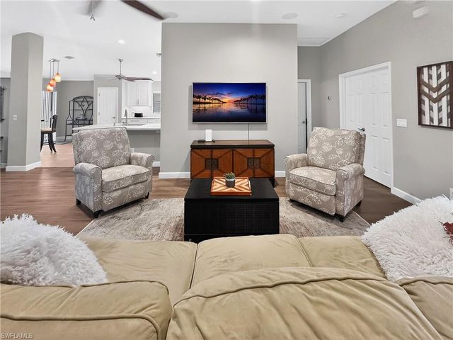 15472 Admiralty CIR 1, North Fort Myers, FL 33917