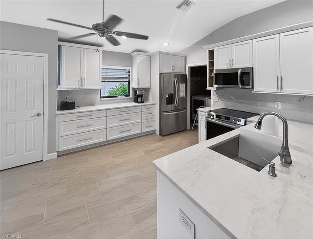 15472 Admiralty CIR 1, North Fort Myers, FL 33917