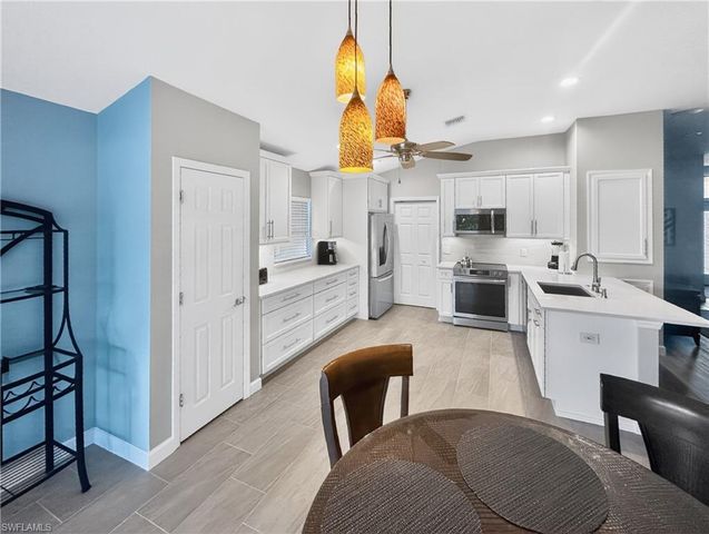 15472 Admiralty CIR 1, North Fort Myers, FL 33917