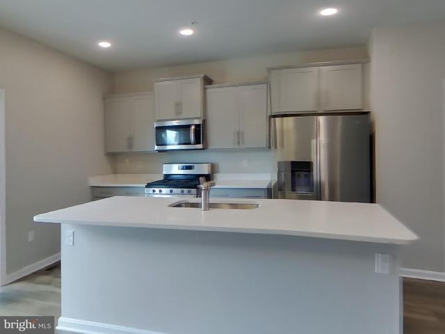 9623 FAGAN DR, Bowie, MD 20721