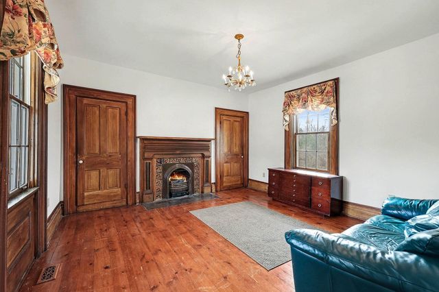 5225 Whitton Road, Petersburg, KY 41080