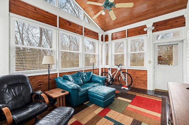 5225 Whitton Road, Petersburg, KY 41080