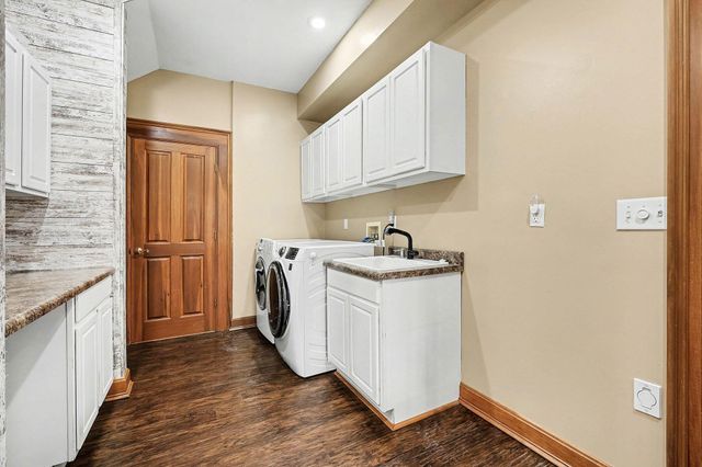 5225 Whitton Road, Petersburg, KY 41080