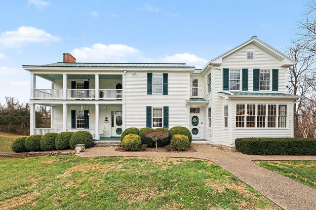 5225 Whitton Road, Petersburg, KY 41080