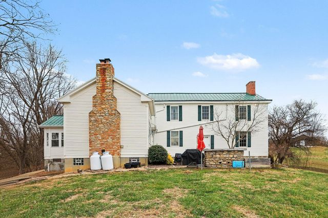 5225 Whitton Road, Petersburg, KY 41080