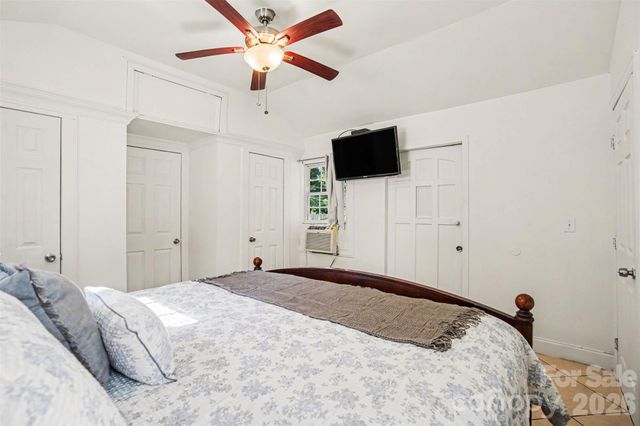 1101 Choyce Avenue, Charlotte, NC 28217