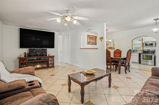 1101 Choyce Avenue, Charlotte, NC 28217