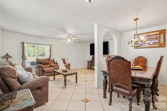 1101 Choyce Avenue, Charlotte, NC 28217