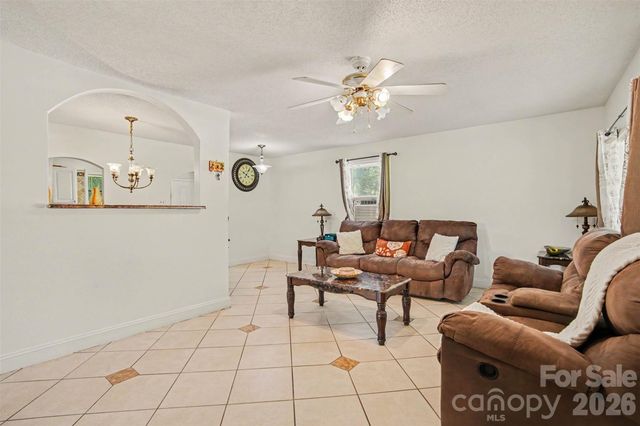1101 Choyce Avenue, Charlotte, NC 28217