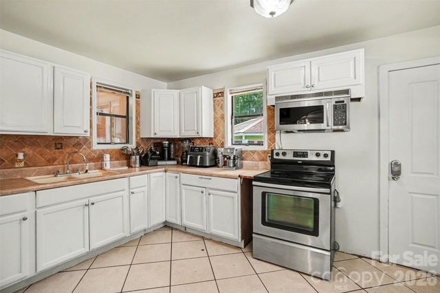 1101 Choyce Avenue, Charlotte, NC 28217