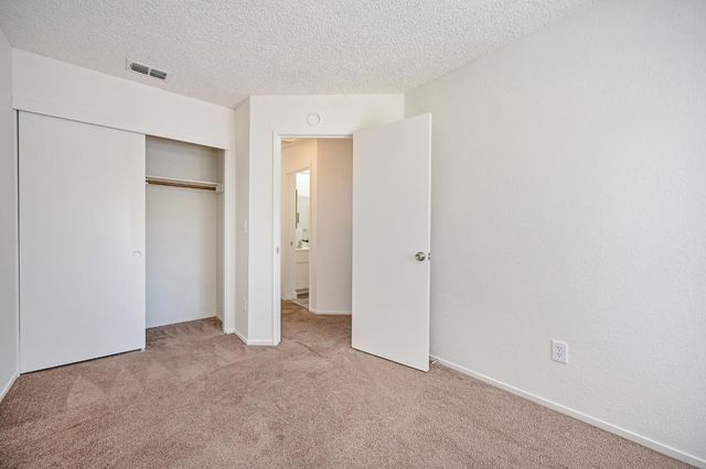2316 Sandcastle Way, Sacramento, CA 95833