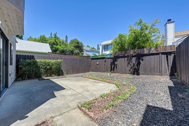 2316 Sandcastle Way, Sacramento, CA 95833