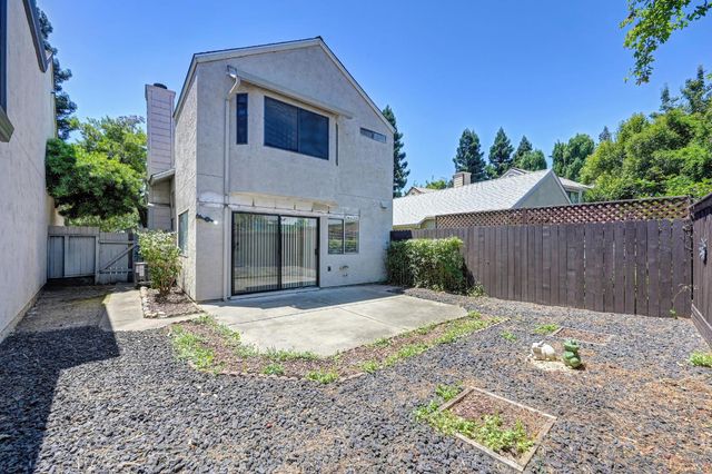 2316 Sandcastle Way, Sacramento, CA 95833