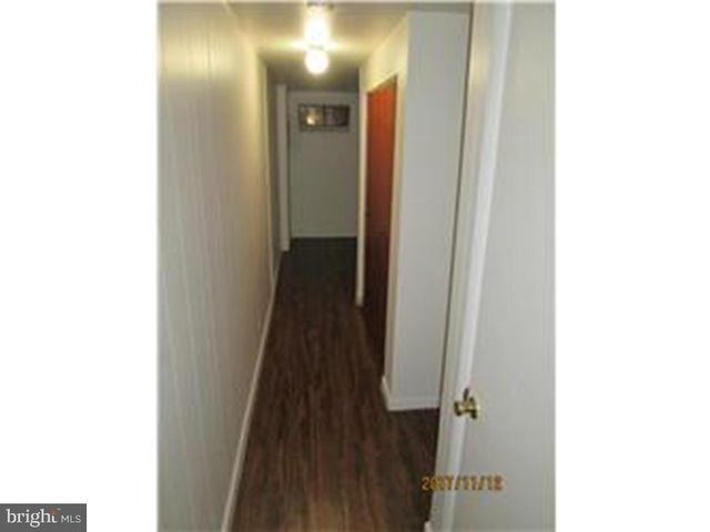 1601 BONWOOD RD, Wilmington, DE 19805