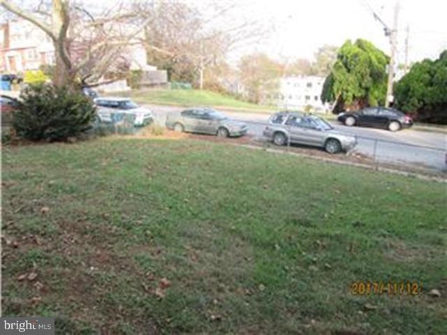 1601 BONWOOD RD, Wilmington, DE 19805