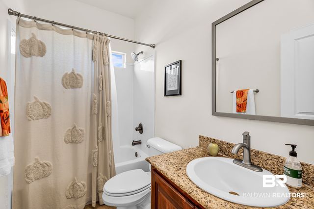 7200 Bradshaw Court, Mobile, AL 36695