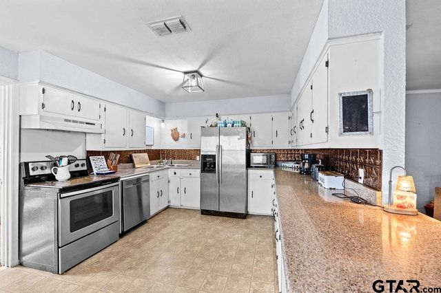 1905 County Road 2720, Mineola, TX 75773