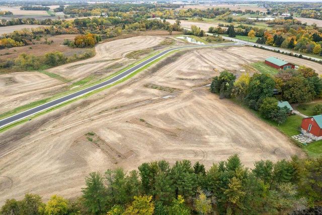 610 BEERE LANE, Burlington, WI 53105