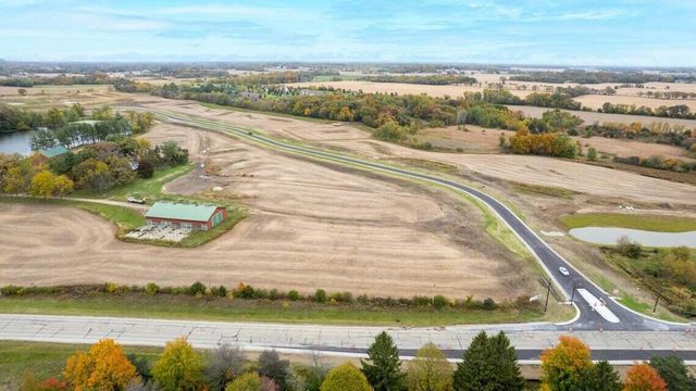 610 BEERE LANE, Burlington, WI 53105