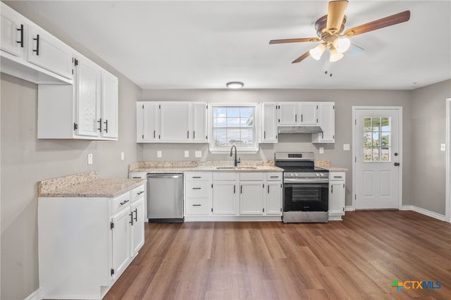 939 N San Patricio Street, Goliad, TX 77963