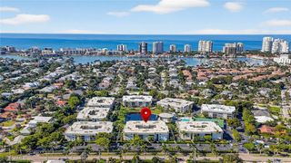 788 PARK SHORE DR B22, Naples, FL 34103