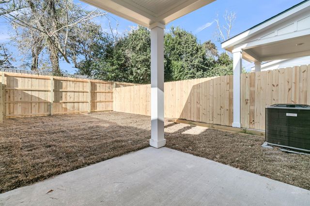 4015 Gravely Avenue, North Charleston, SC 29405