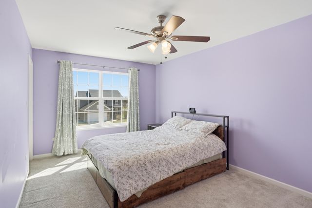 10322 Adler Cove, St. John, IN 46373