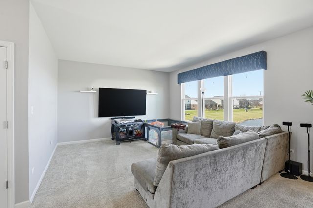 10322 Adler Cove, St. John, IN 46373