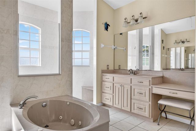 33 LONG MEADOW PLACE, Rotonda West, FL 33947