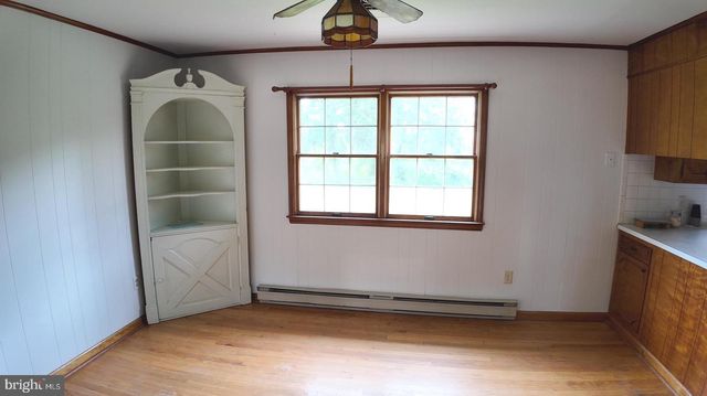 8936 GOLDSBOROUGH NECK RD, Easton, MD 21601