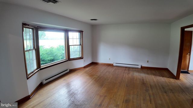 8936 GOLDSBOROUGH NECK RD, Easton, MD 21601