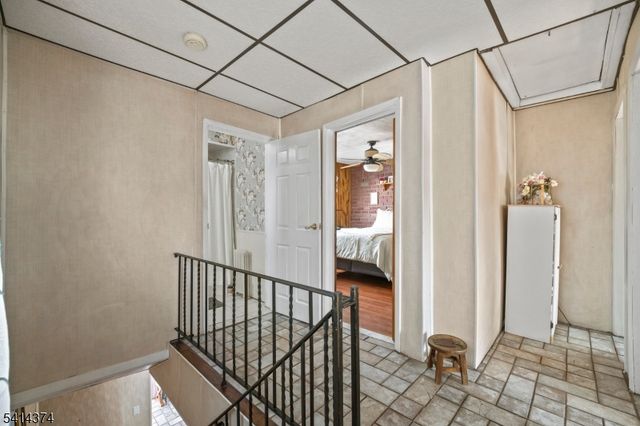 200 Page Ave, Lyndhurst Twp., NJ 07071