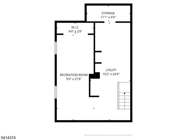 200 Page Ave, Lyndhurst Twp., NJ 07071