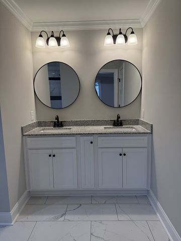 803 Manor Dr, Fayetteville, TN 37334