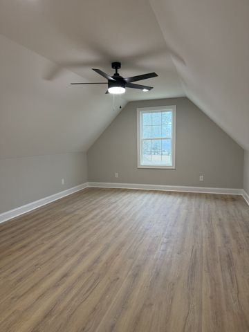 803 Manor Dr, Fayetteville, TN 37334