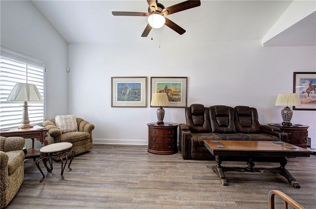 42 Courtyard Lane, Cartersville, GA 30120