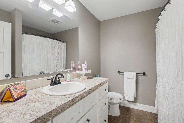 6587 Alward Drive, Hudsonville, MI 49426